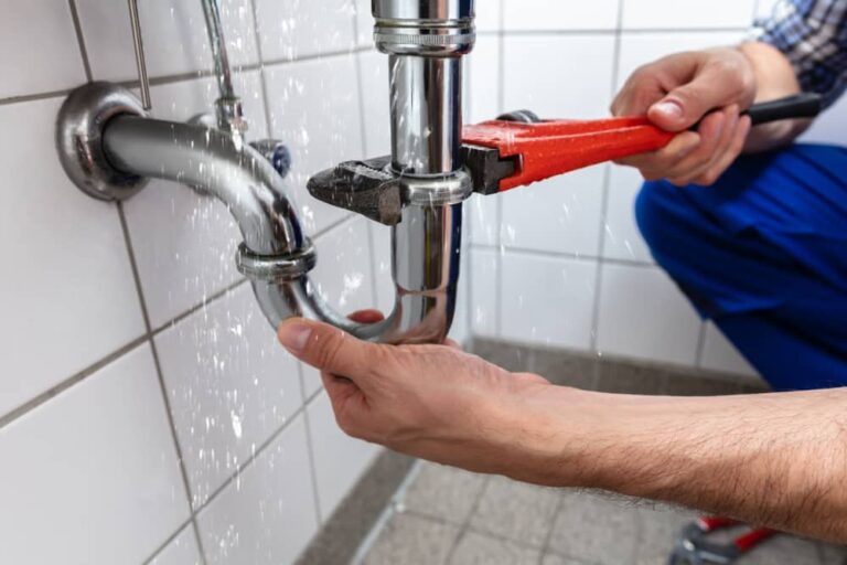 What Plumbing Can A Handyman Do?